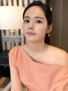 Han Ga-In (한가인)